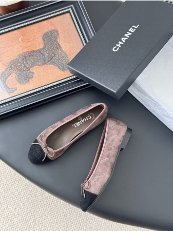 UA Chanel Ballet flats
