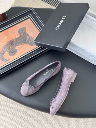 UA Chanel Ballet flats