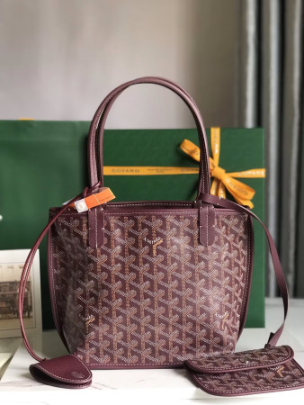 Goyard Anjou Mini Bag 20 cm x 10 cm x 20 cm