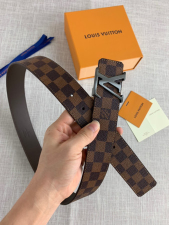 LV LOUIS VUITTON 40MM BELT