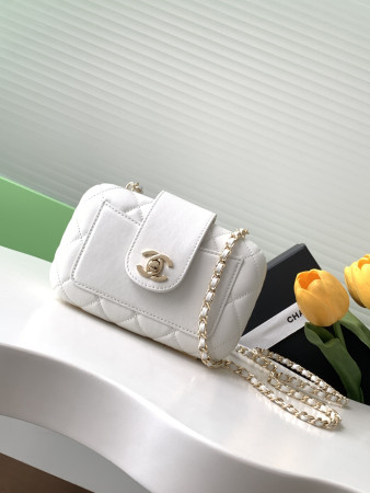 Chanel Clip Bag 13x18x5cm