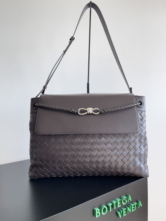 Bottega Veneta Large Andiamo Messenger 43x32x20cm