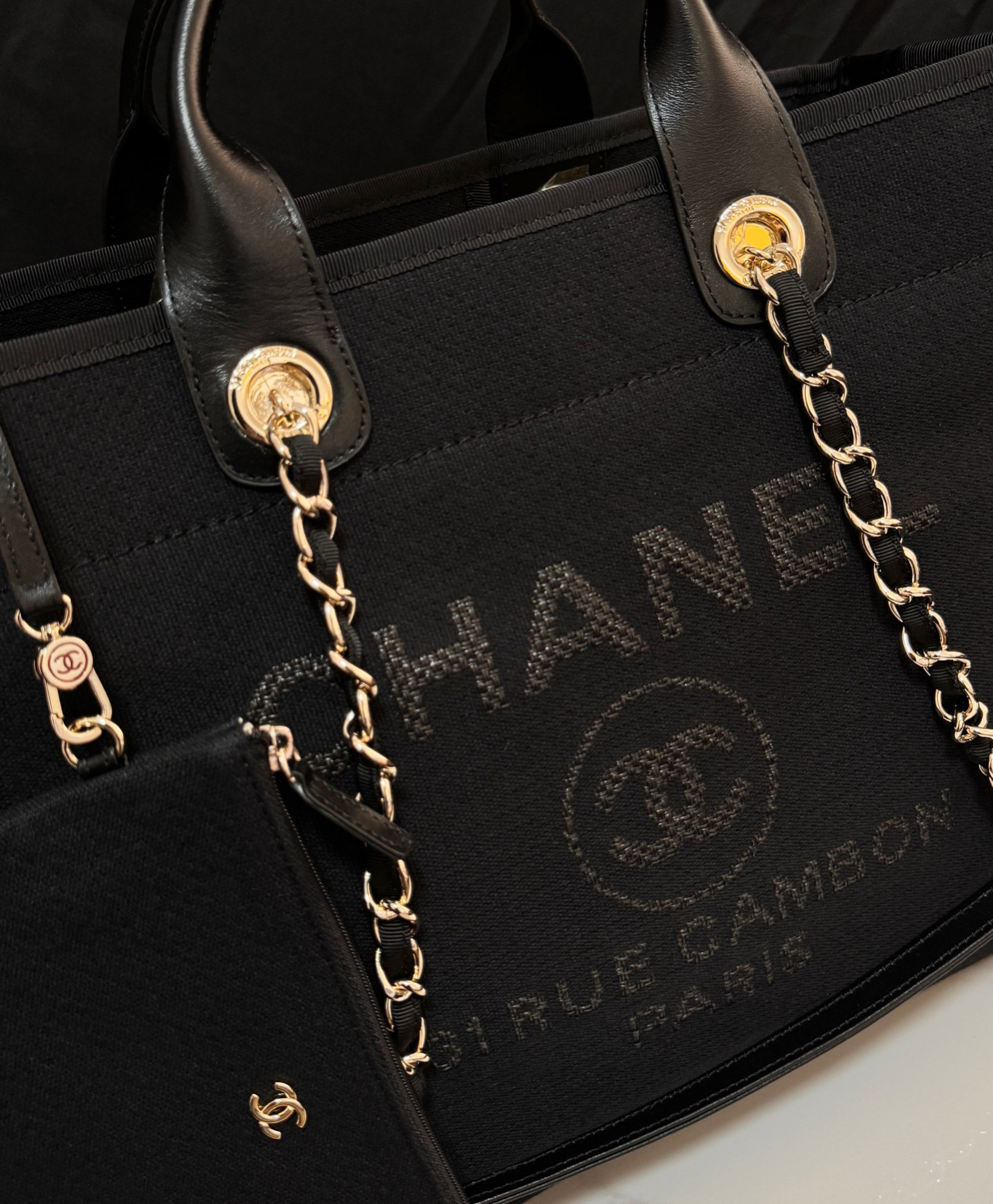 Chanel Shopping Bag 30x39x22cm