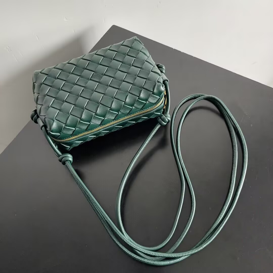 Bottega Veneta Small Loop Cross-Body Bag 17x10x6cm
