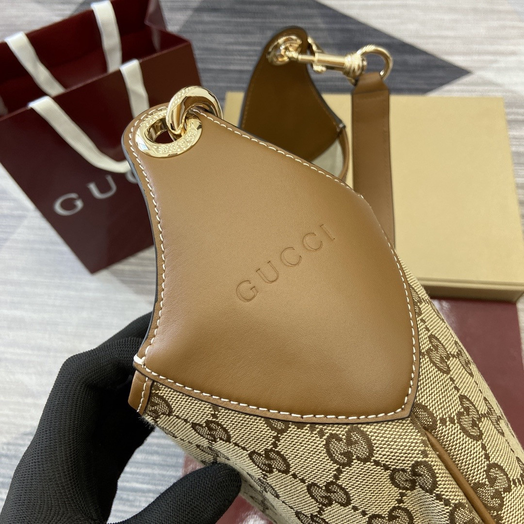 Gucci Body  49 x 46  x 4cm