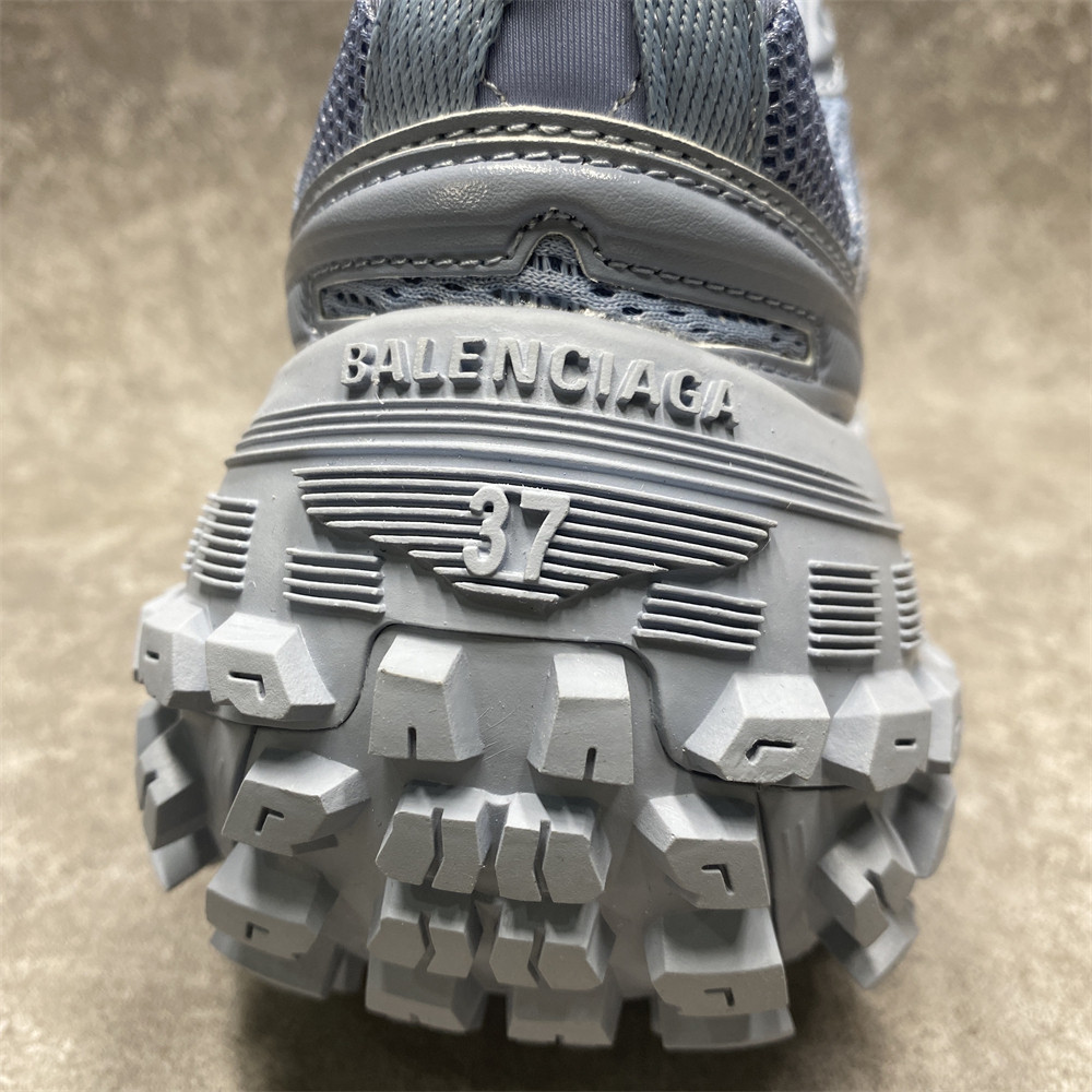 Balenciga Bouncer Moon