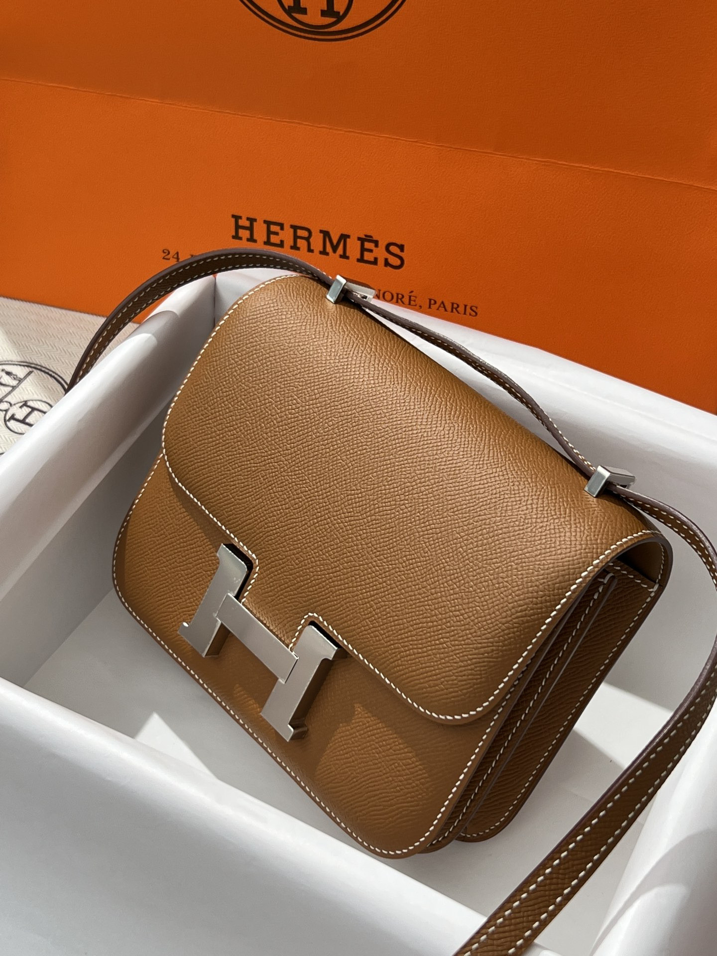 Hermes Constance 24  Epsom leather silver hardware 9.4"x5.9"x3"