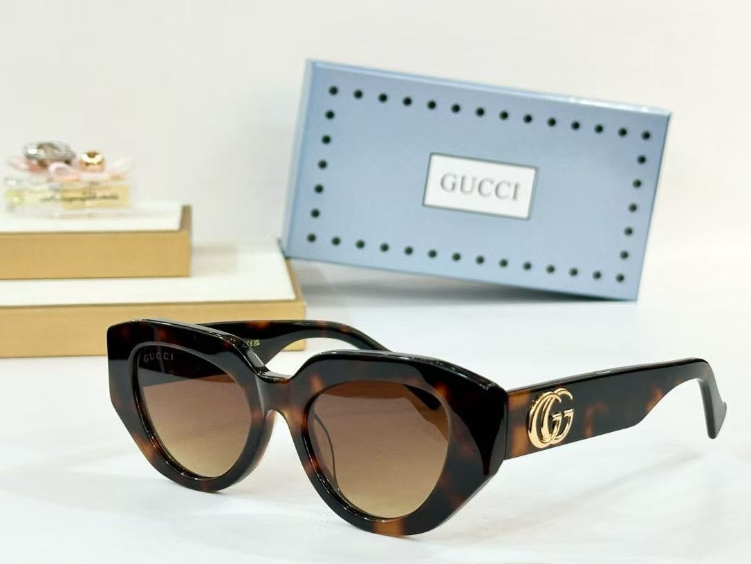 Gucci Glasses GG1843S