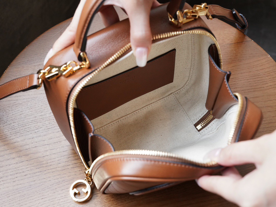 Gucci Blondie Top Handle Bag