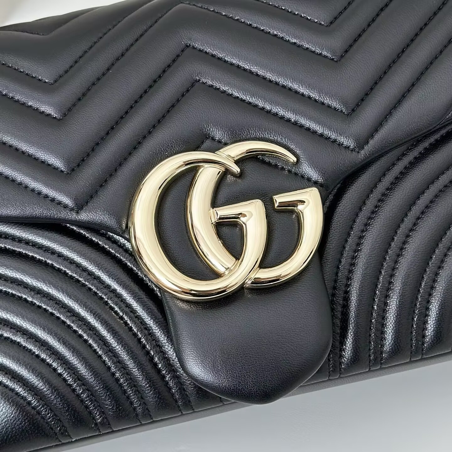 Gucci GG Marmont Large Shoulder Bag 30.5x18x8cm