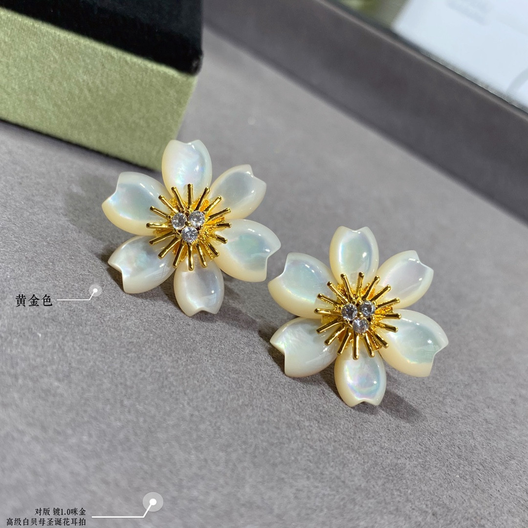 Van Cleef & Arpels White Mother-of-Pearl Christmas Flower Earrings