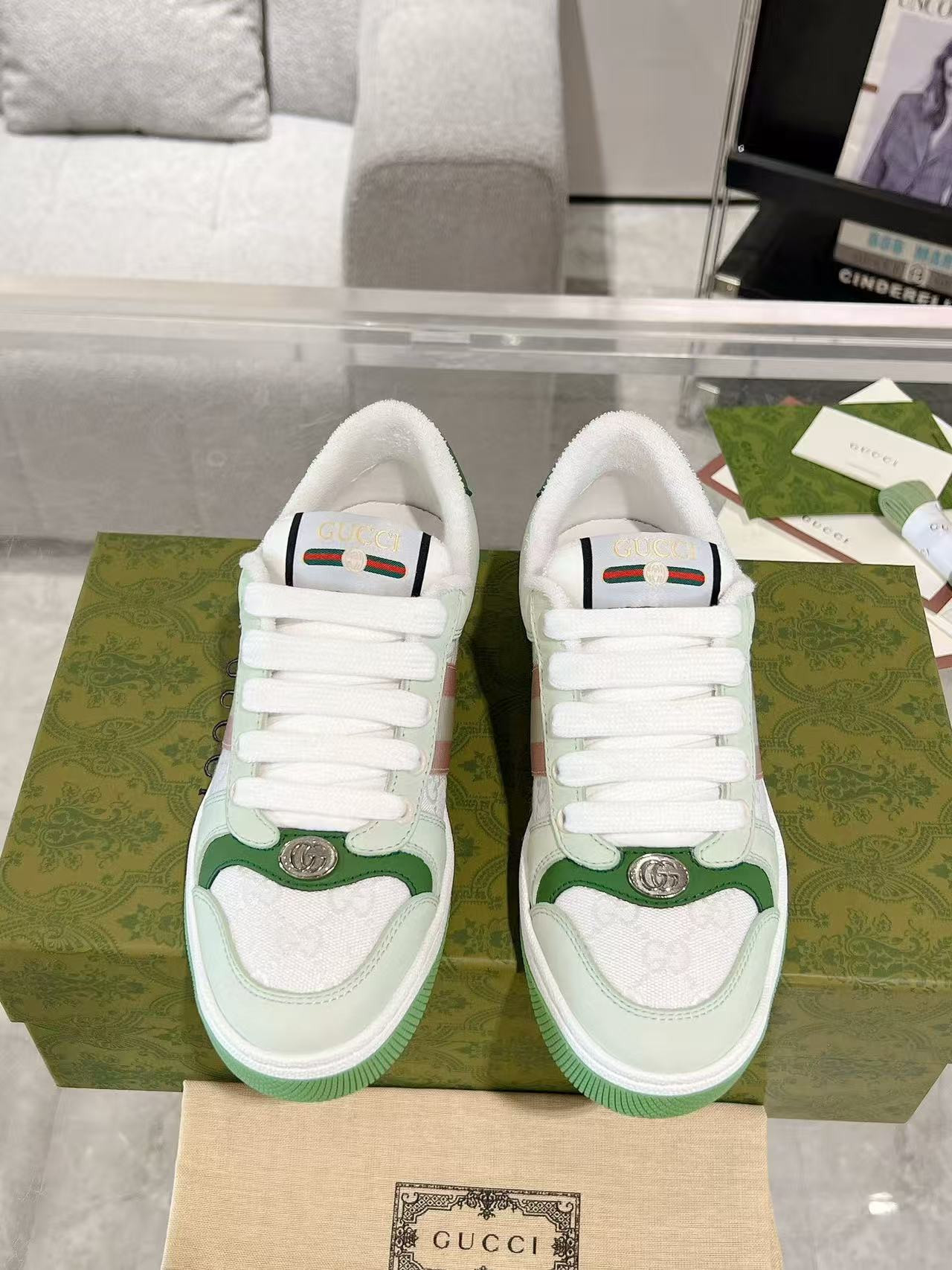 UA Gucci Sneakers