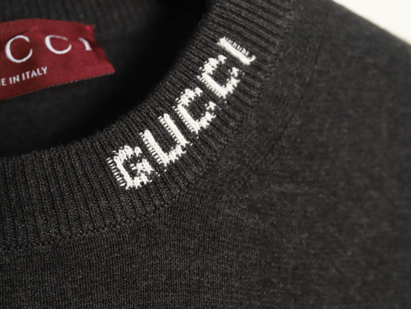GUCCI GUC Knitted Short-sleeved