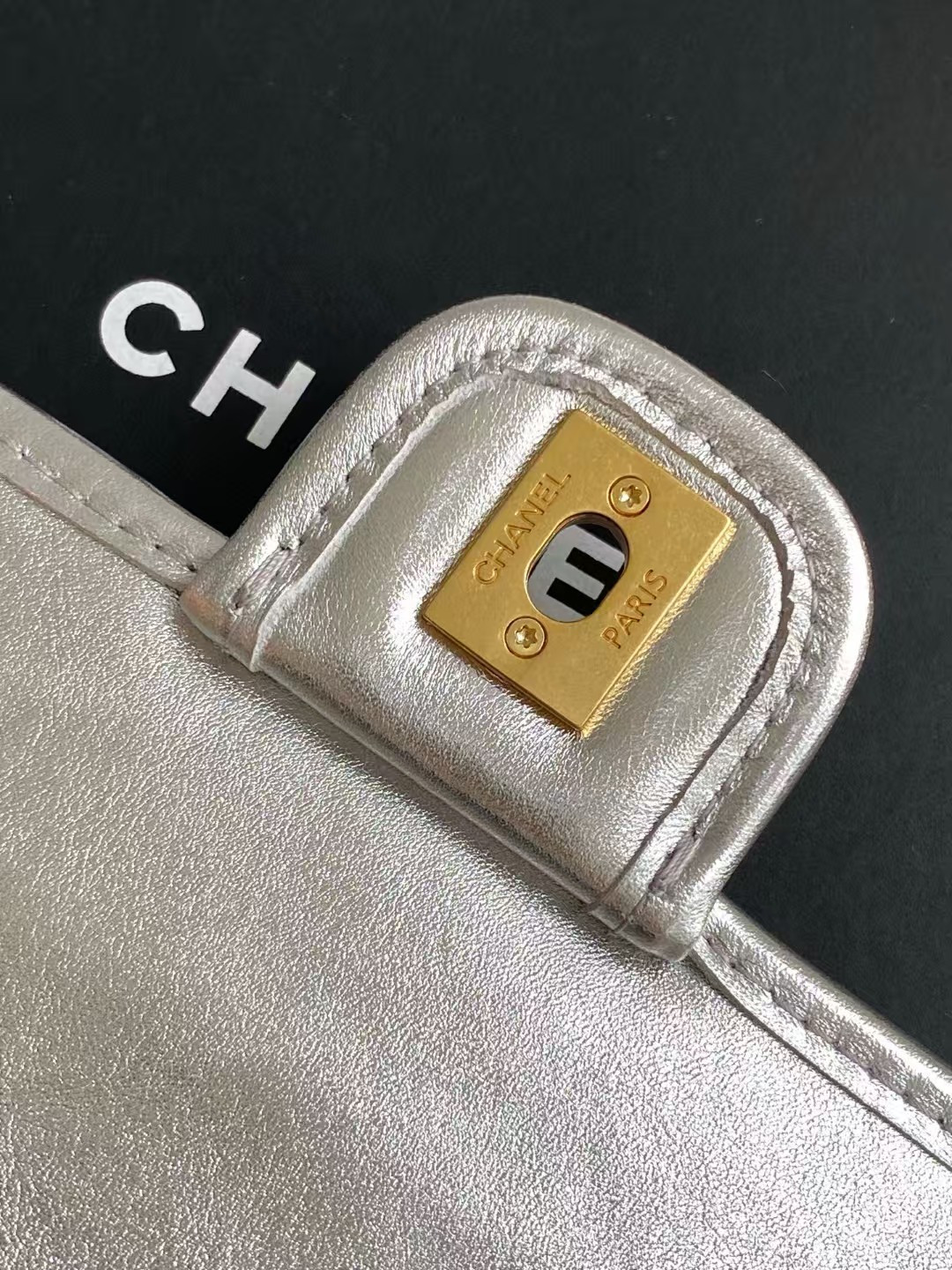 Chanel Mini Flap Bag 13x19x5.5cm AS4797