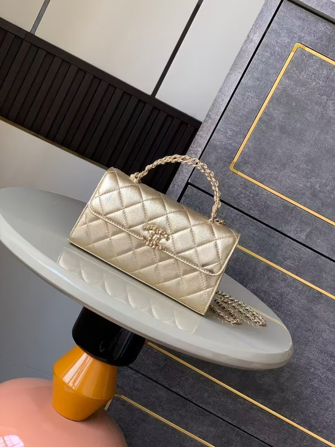 CHANEL Kelly 23P 19x10x4.5cm