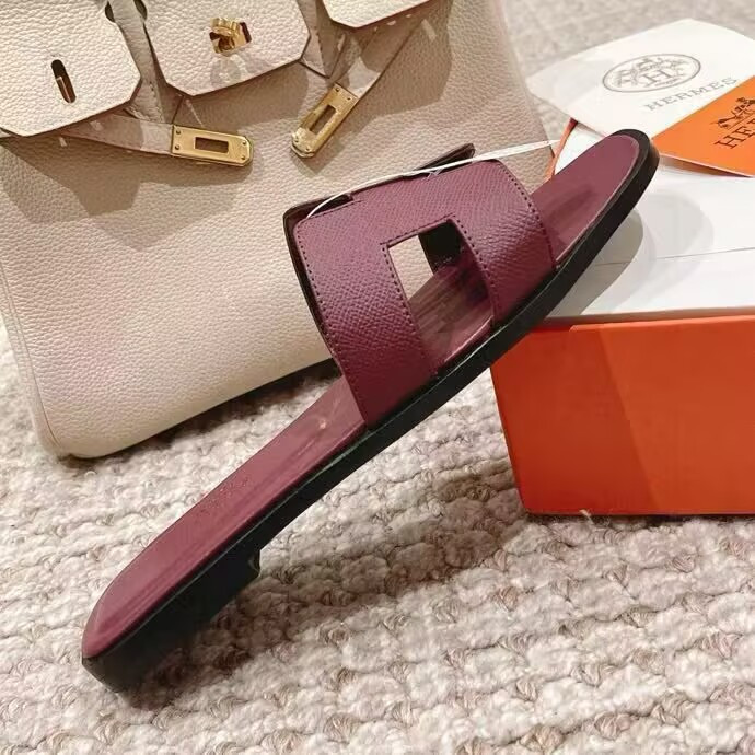 UA Hermès Oran sandal