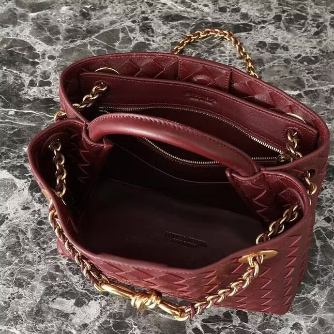 Bottega Veneta Small Andiamo 25x22x10.5cm