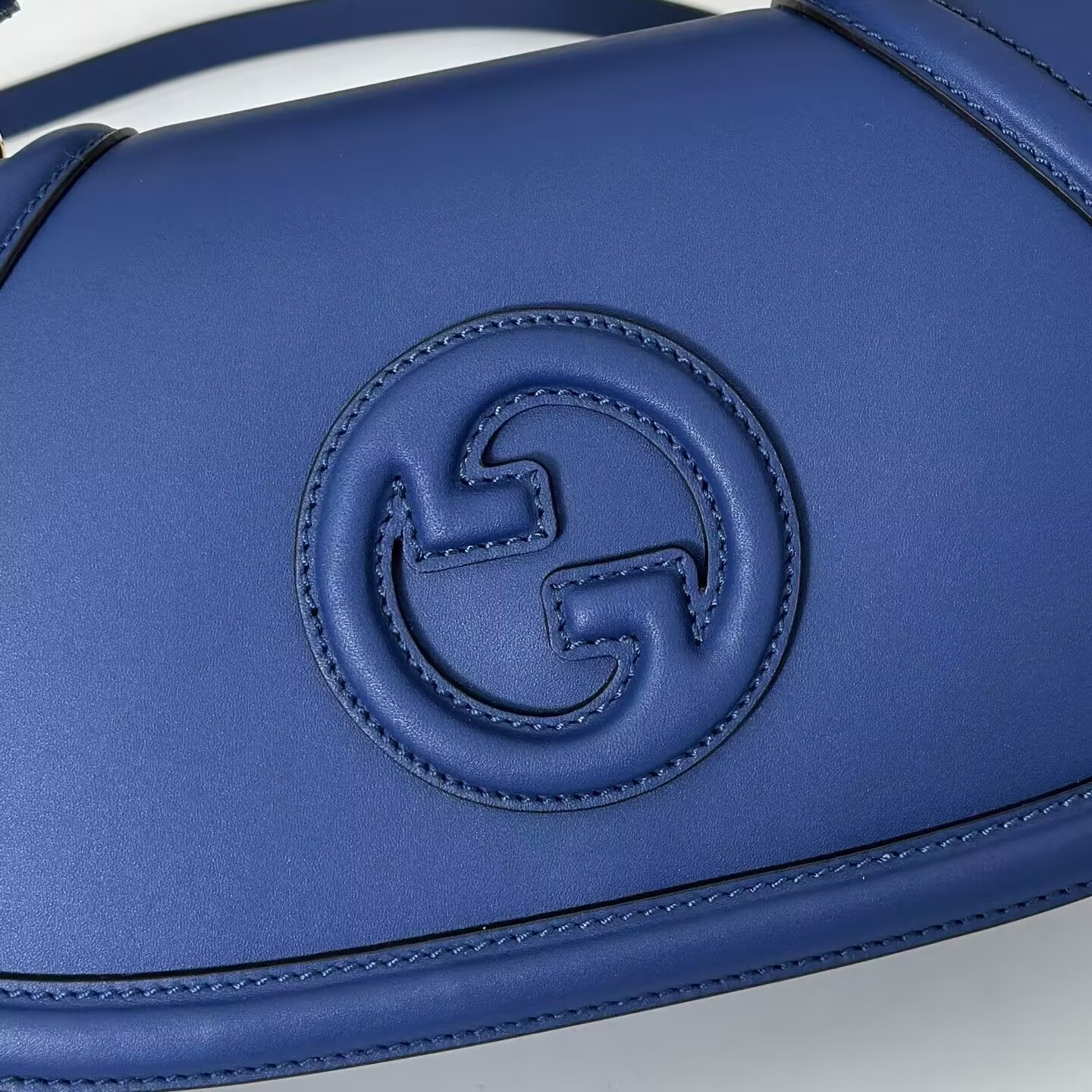 GUCCI BLONDIE Medium TOP HANDLE BAG 27x17x7cm