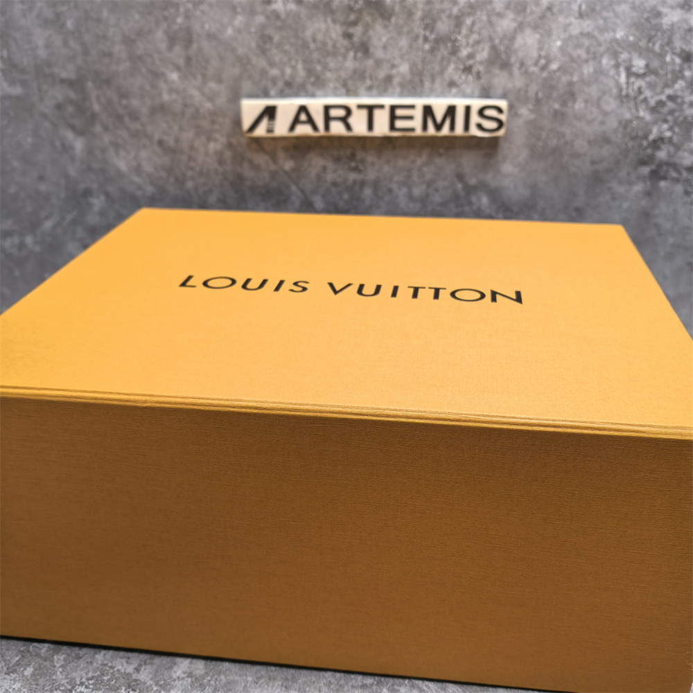 UA LV Trainer Sneaker