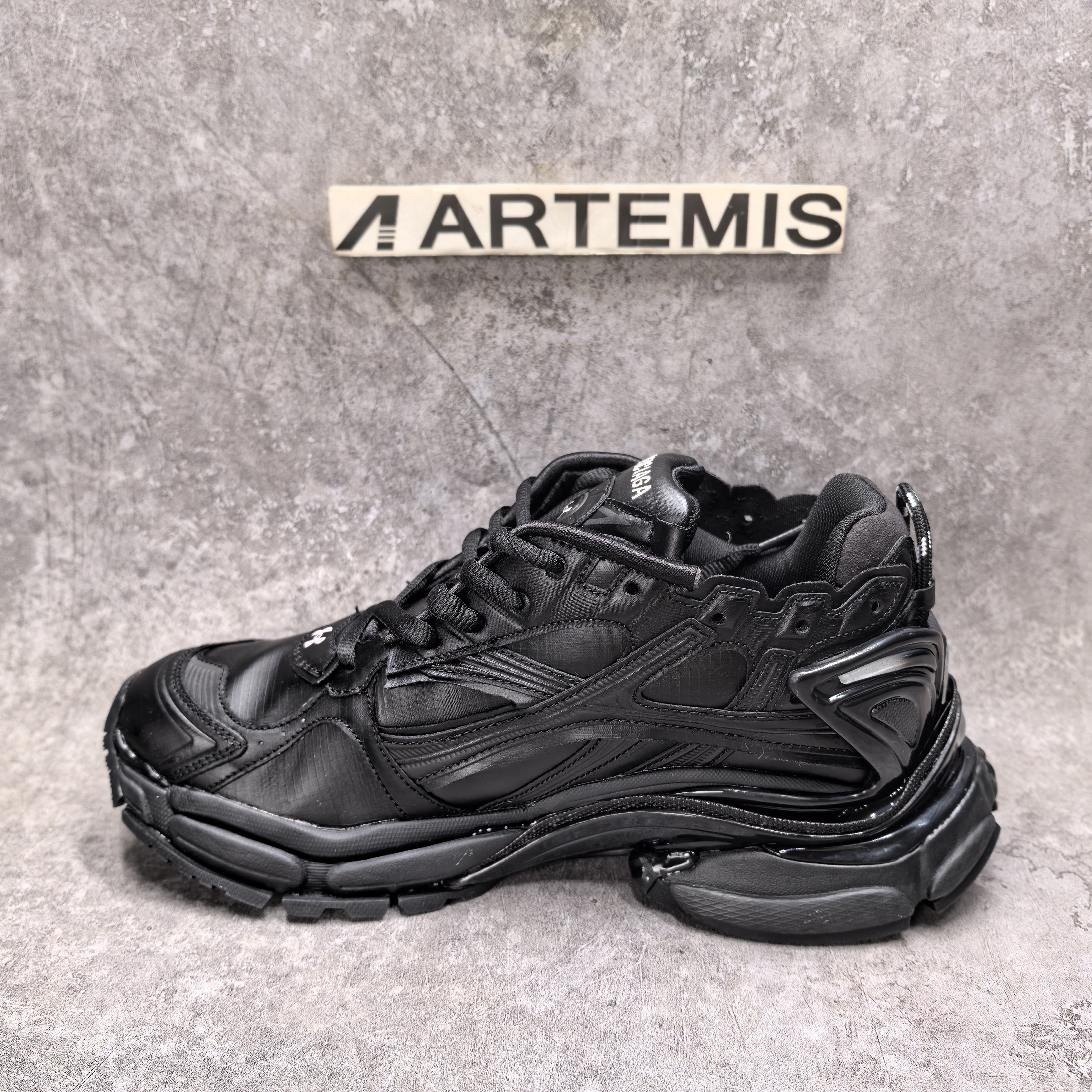 UA Balenciaga Runner Sneaker