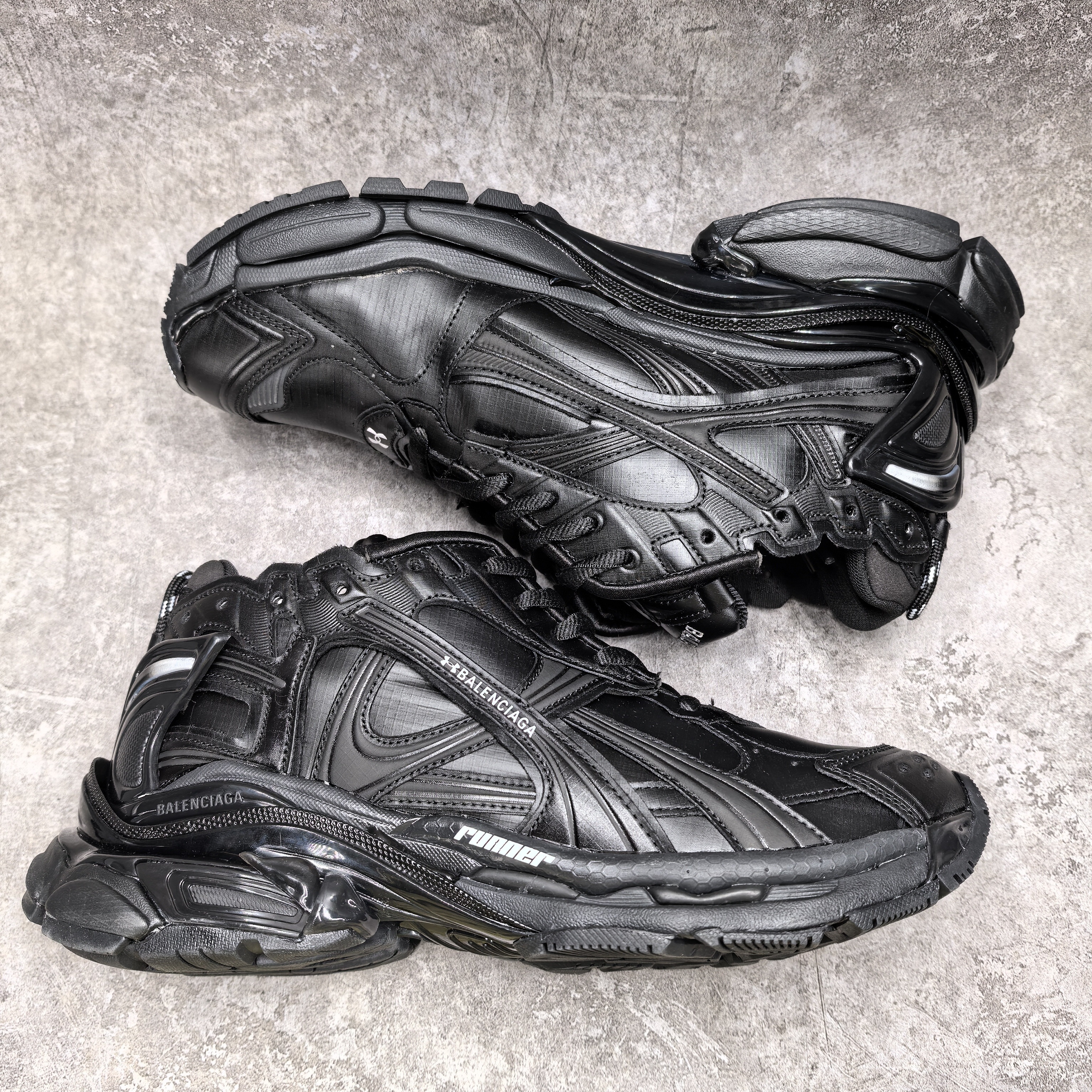 UA Balenciaga Runner Sneaker