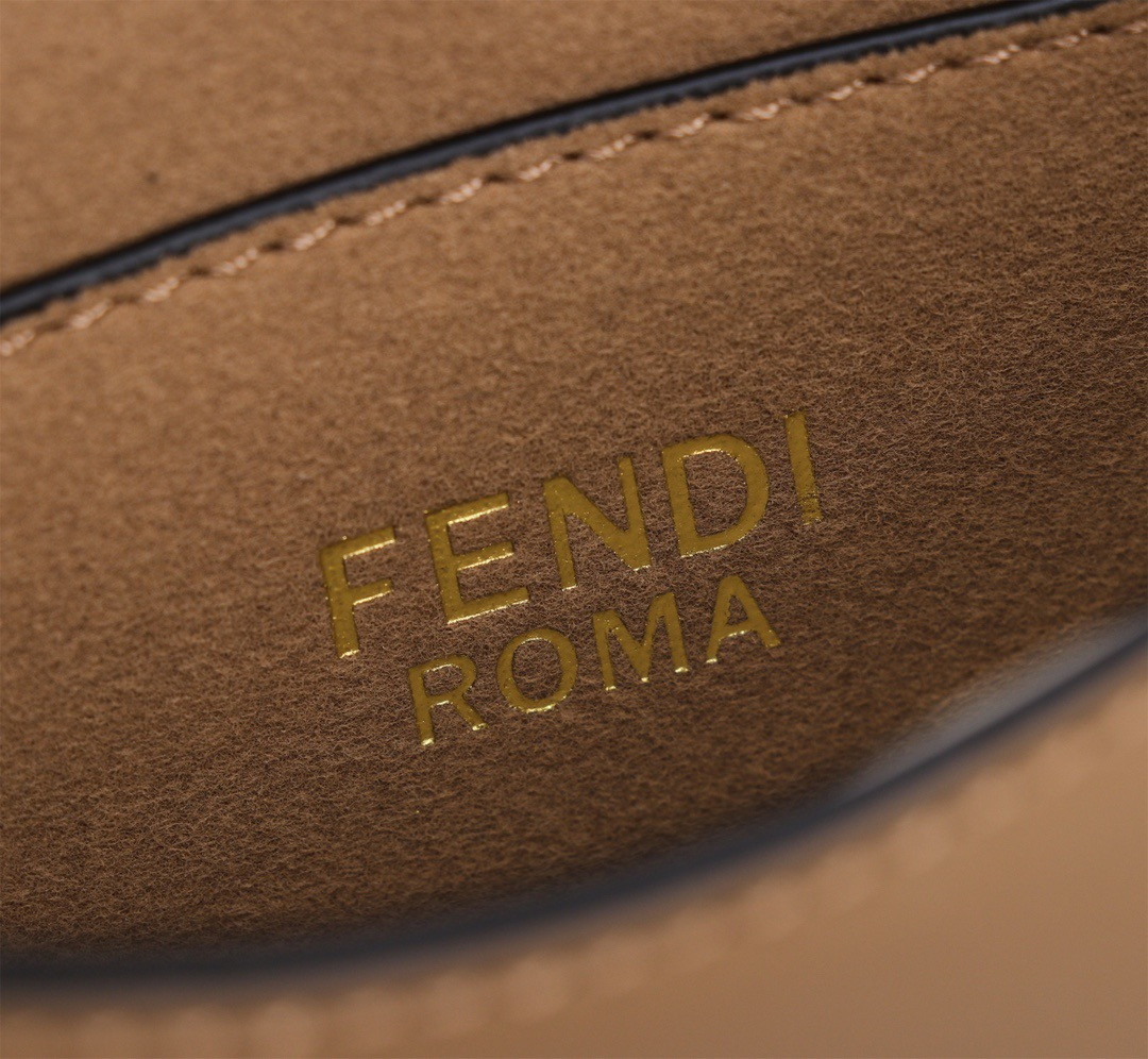 Fendi C