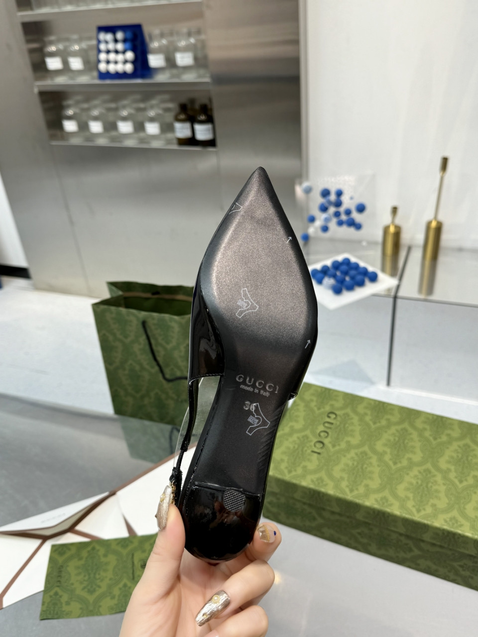 GUCCI SIGNORIA SLINGBACK PUMP mid-heel shoes