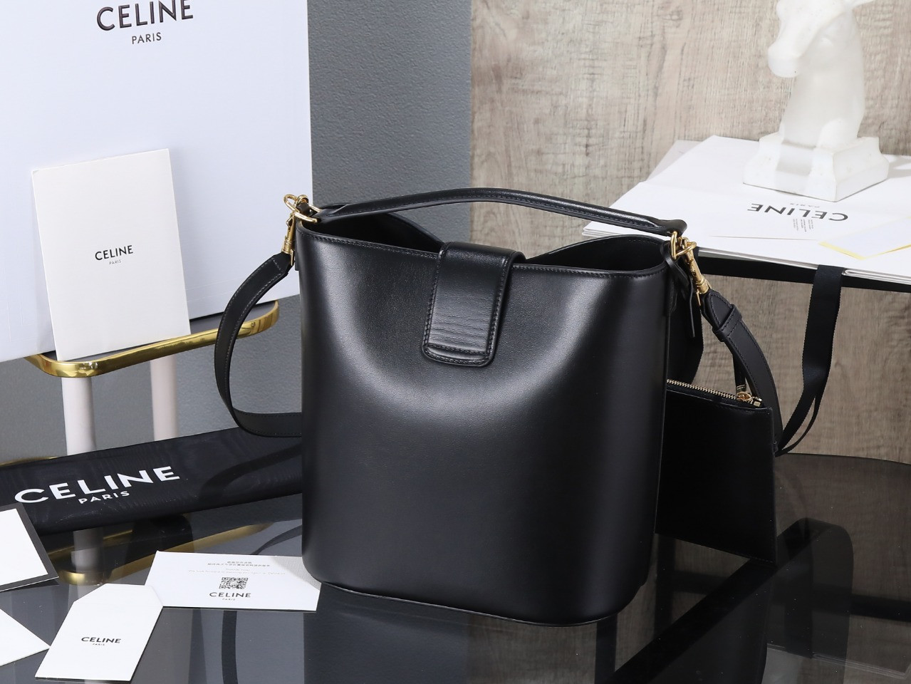 Celine Louise 23.5x24x16cm