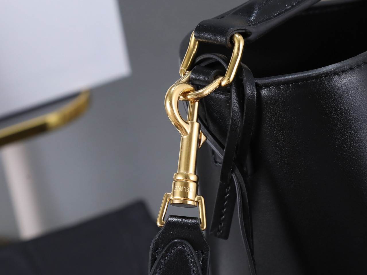 Celine Louise 23.5x24x16cm