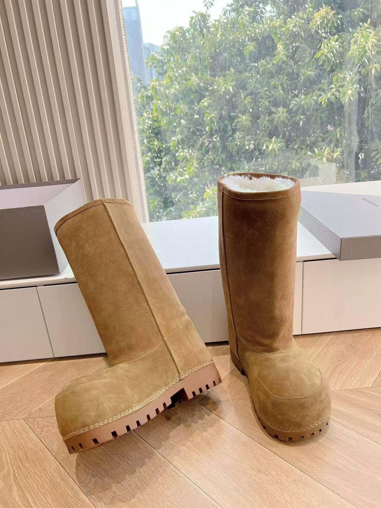 UA Balenciaga Snow Boots