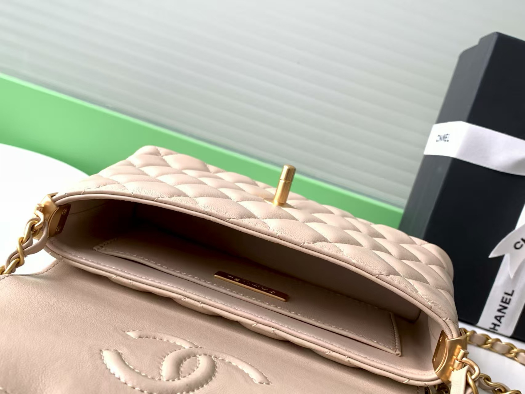 Ch*el small top handle flap bag as5355 14x20x6cm