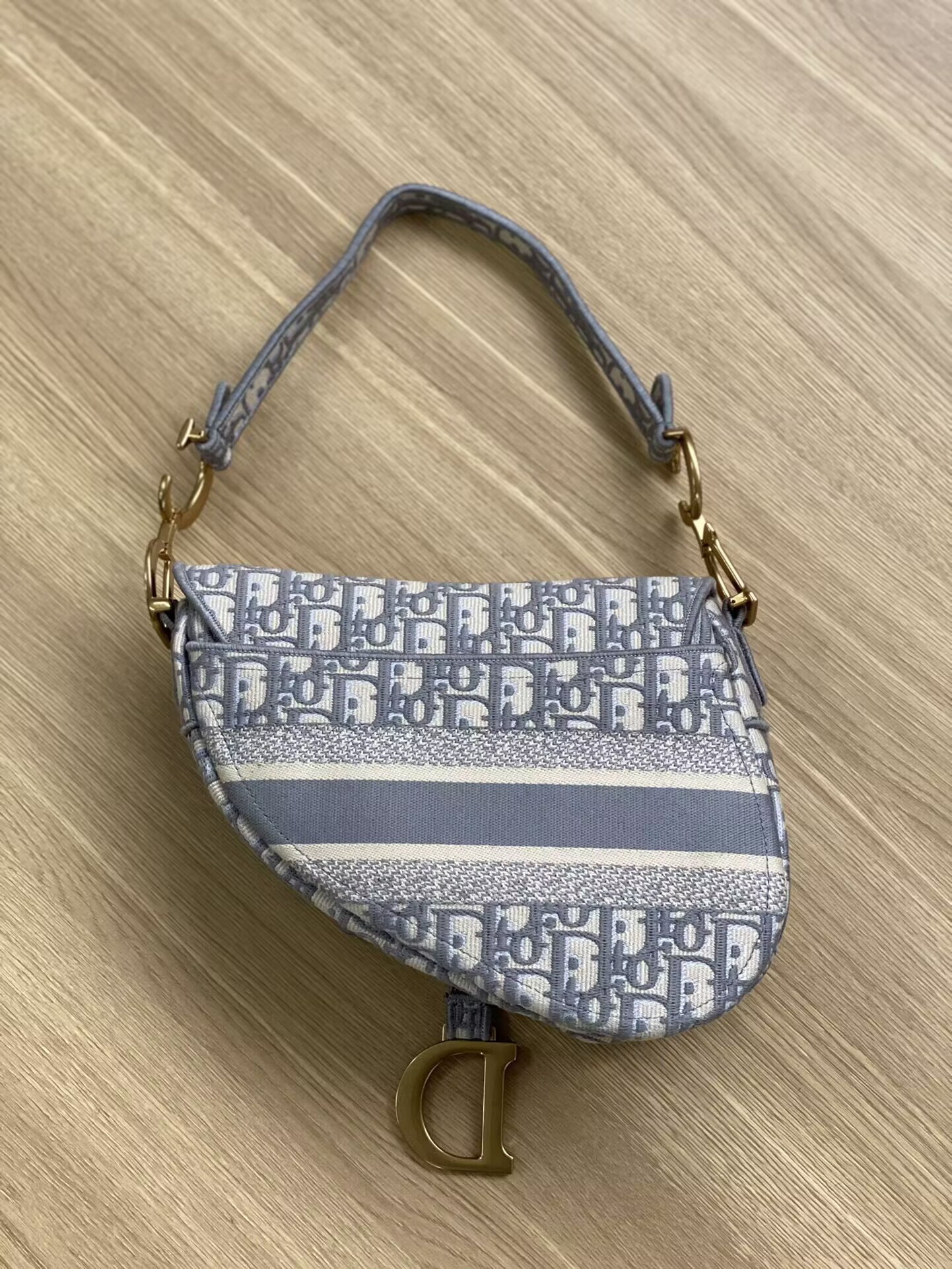 Dior Saddle Bag 25.5 x 20 x 6.5CM