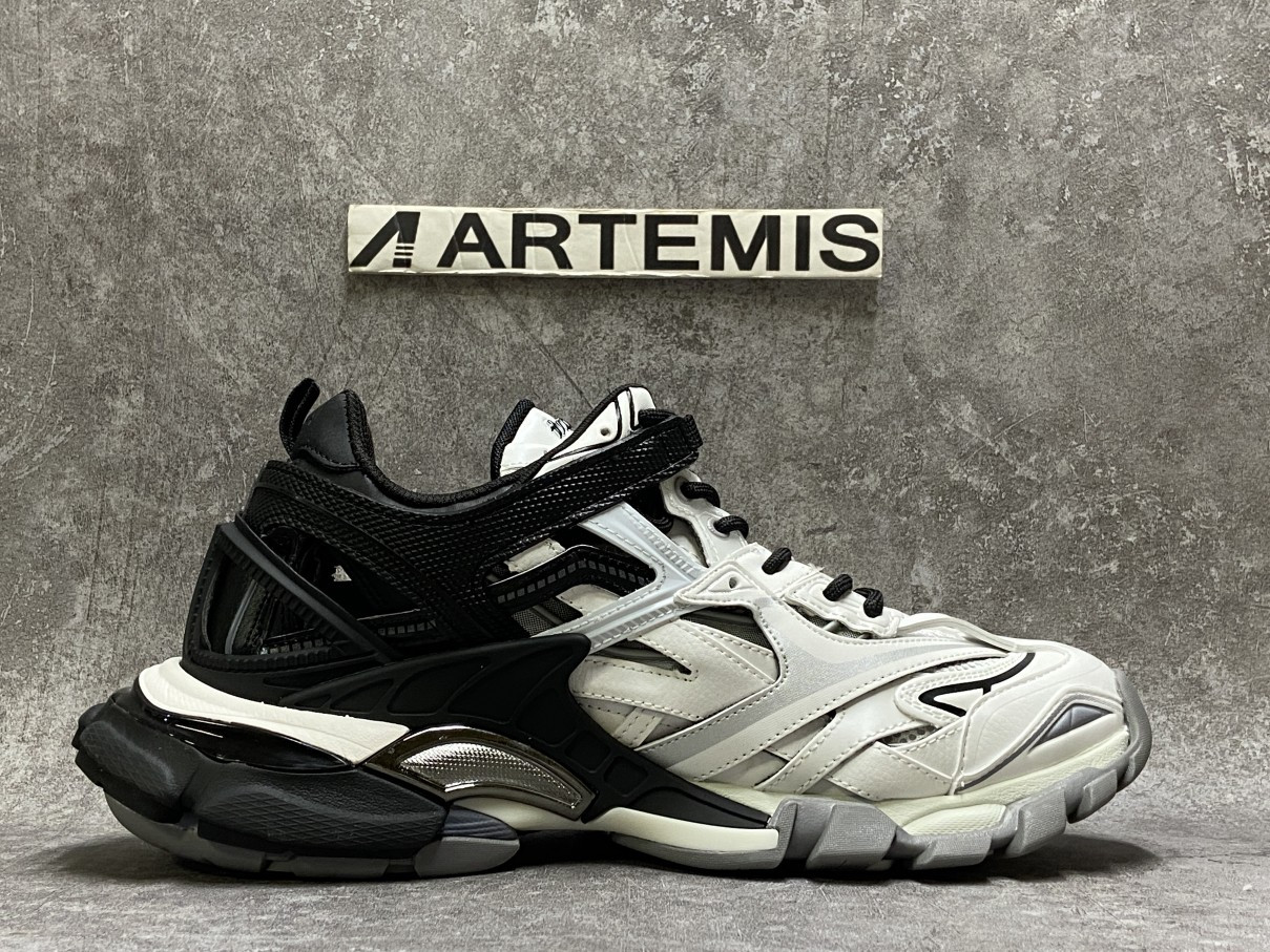 Balenciga Track Trainer Black White