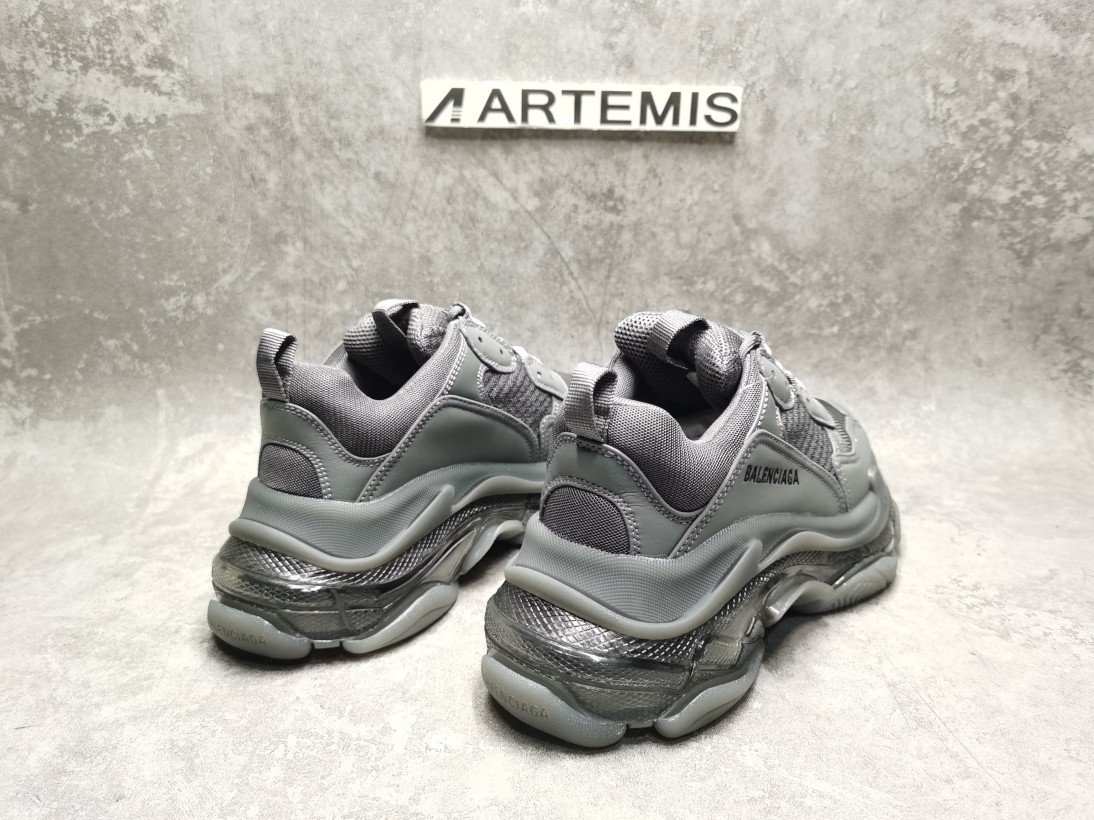 Balenciga Triple S Clear Sole Grey
