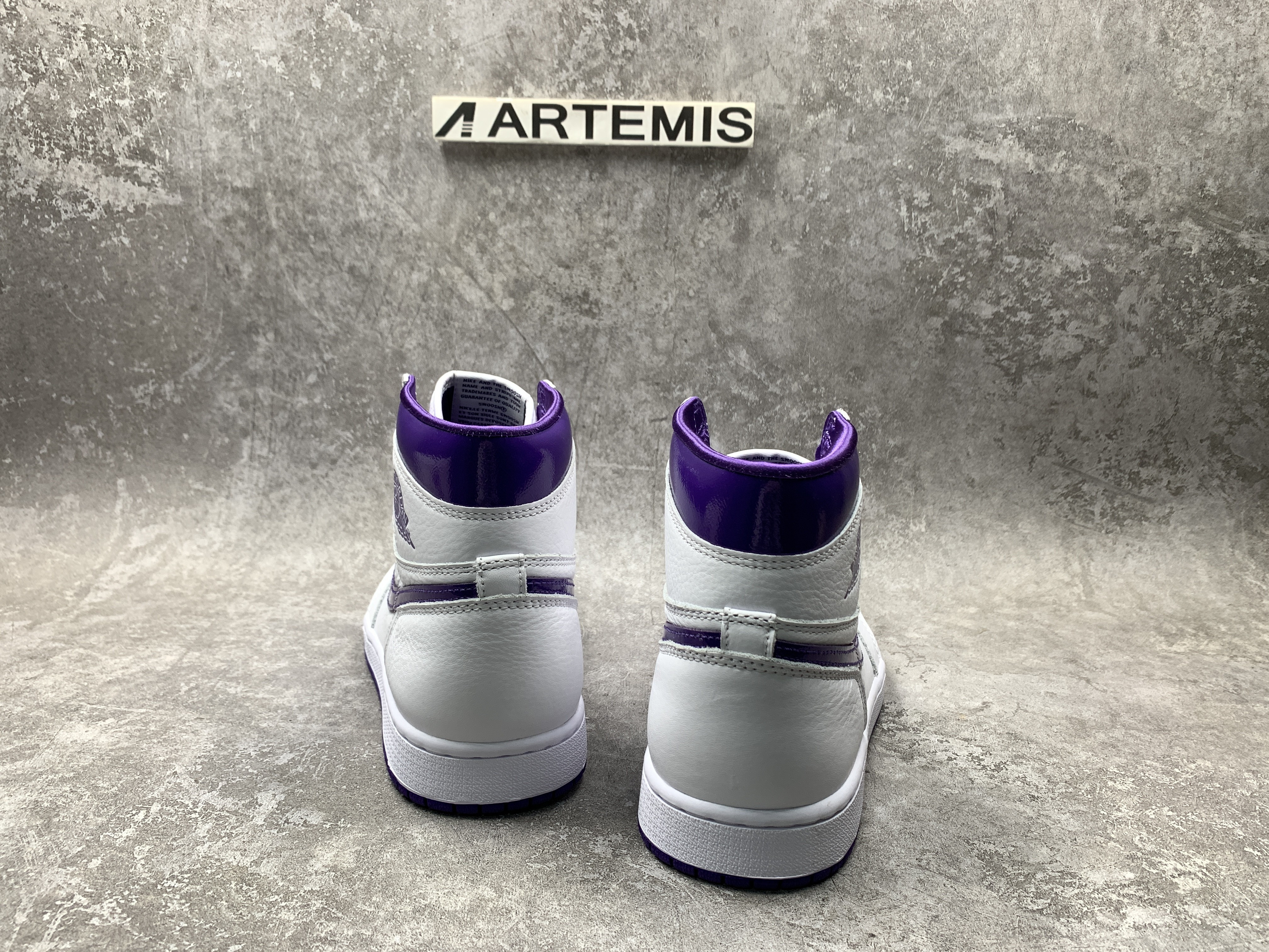 Air Jordan 1 Retro High White/Court Purple