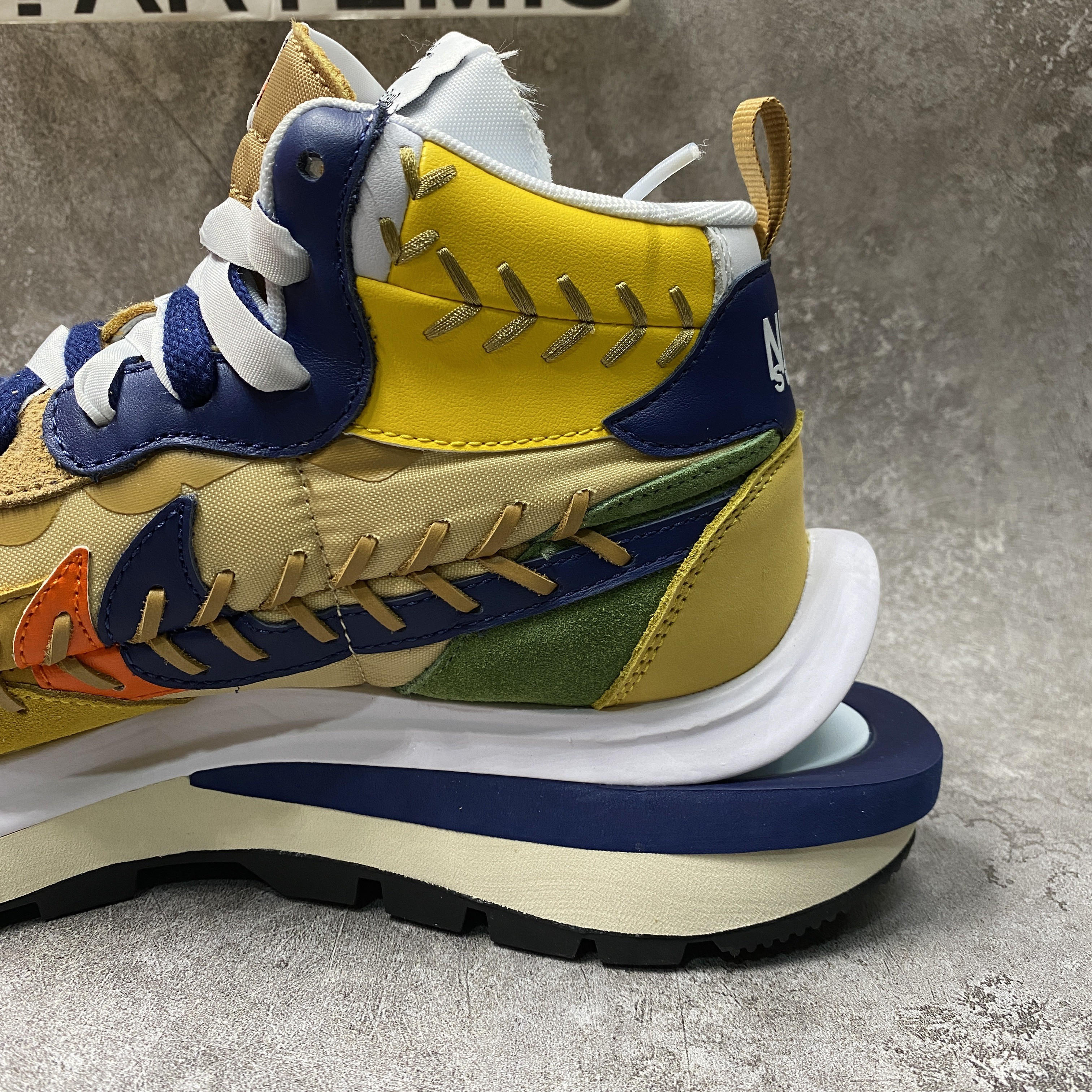 Nike Vaporwaffle sacai Jean Paul Gaultier Sesame Blue