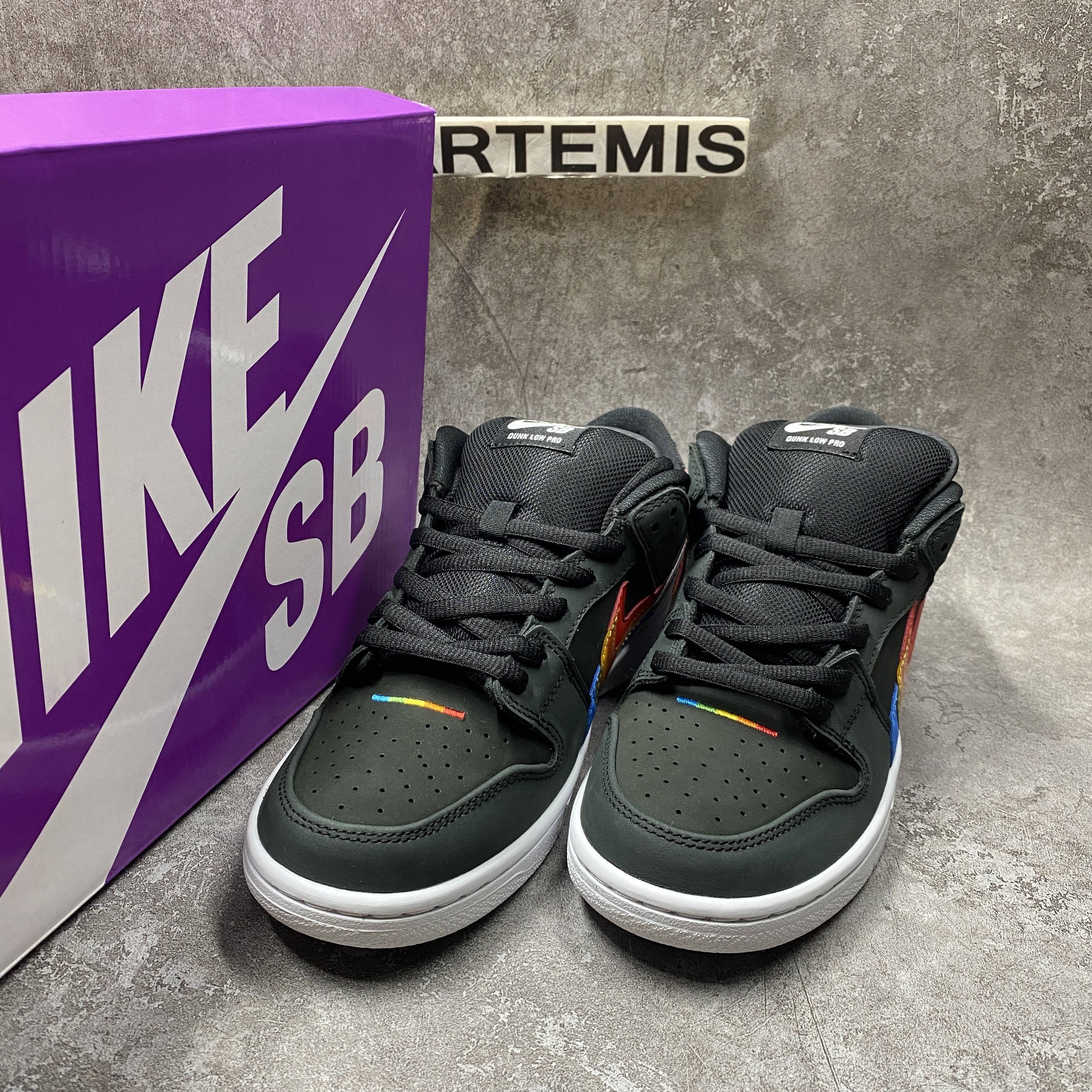 Nike SB Dunk Low X Polaroid