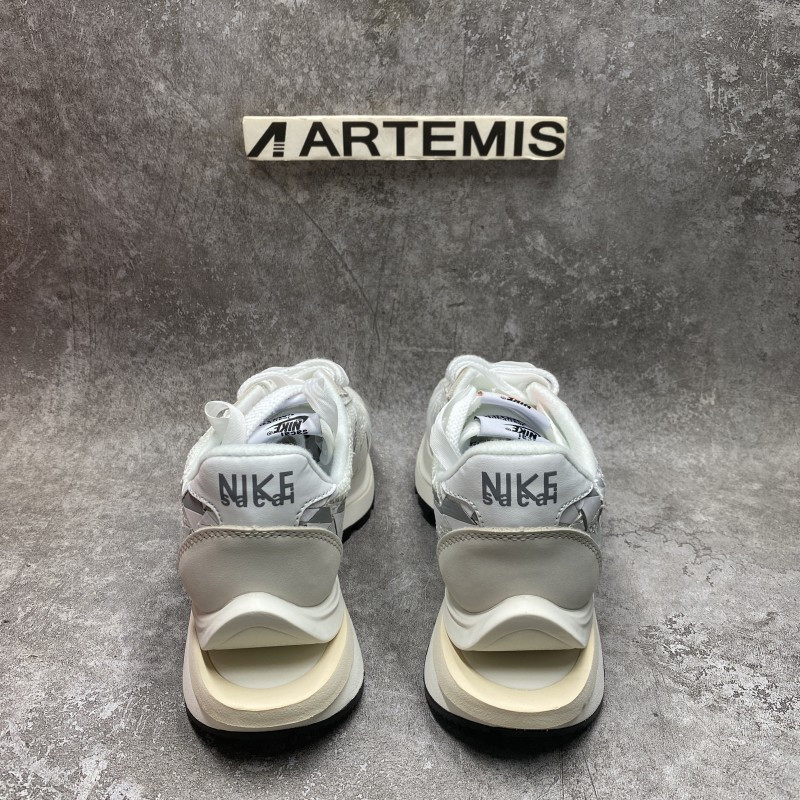 Nike LD Vaporwaffle Mix sacai Low White