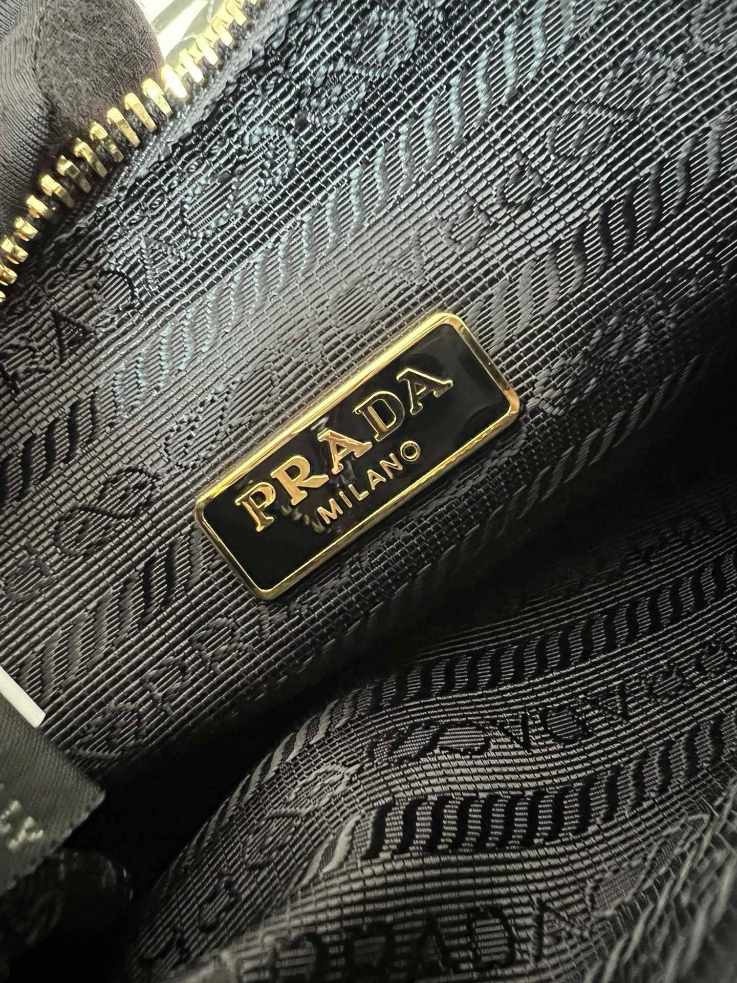 Prada Re-Edition 2005 Nylon Bag