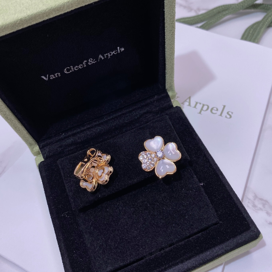 Van Cleef & Arpels four-leaf clover earrings