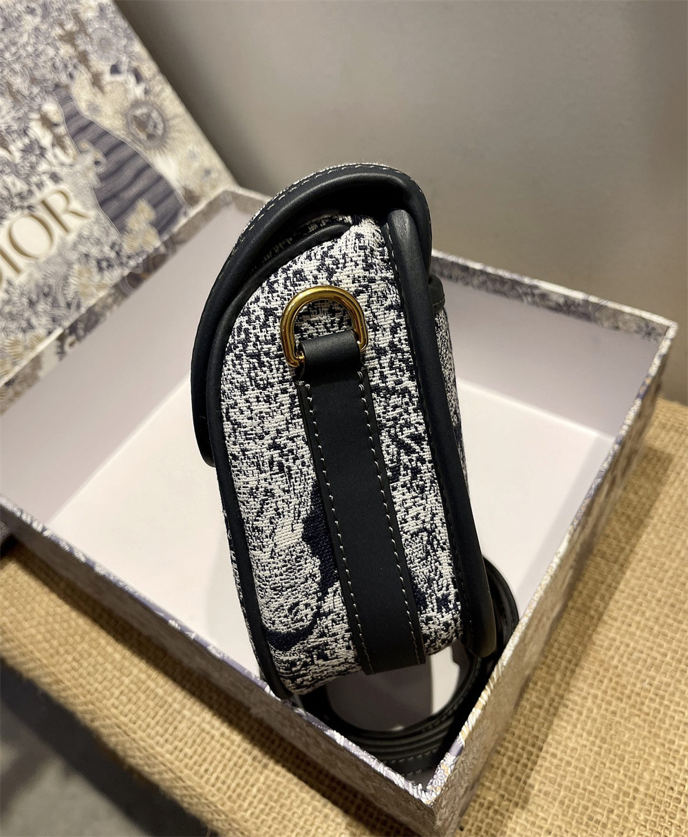 MEDIUM DIOR BOBBY BAG white black Dior Oblique Jacquard