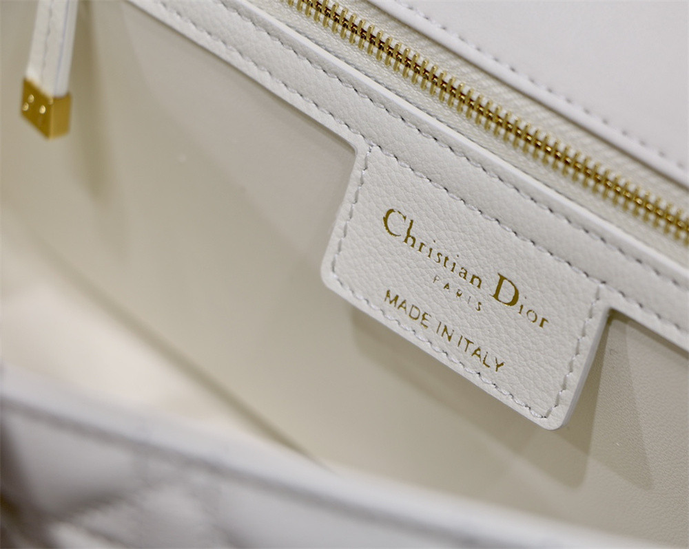 MEDIUM DIOR CARO BAG Ivory Supple Cannage Calfskin 25.5 x 15.5 x 8 cm