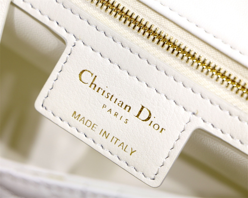 SMALL DIOR CARO BAG amour Ivory 20 x 12 x 7 cm