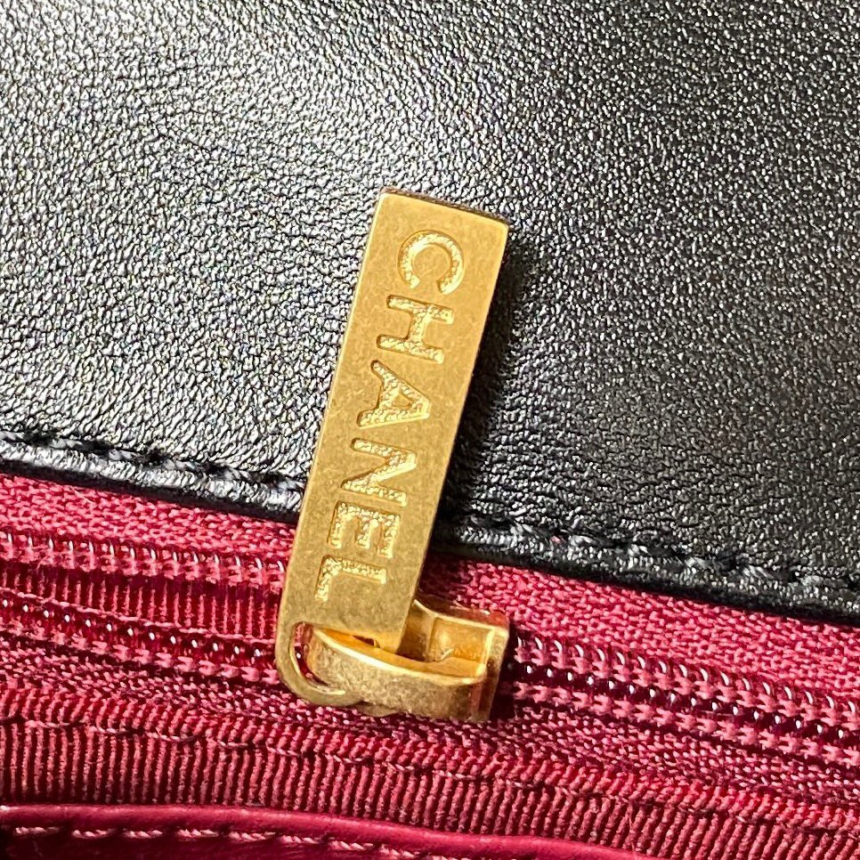 CHANEL SMALL CLASSIC HANDBAG GRAINED SHINY CALFSKIN & Gold-TONE METAL black 5.7 × 9 × 2.3 IN