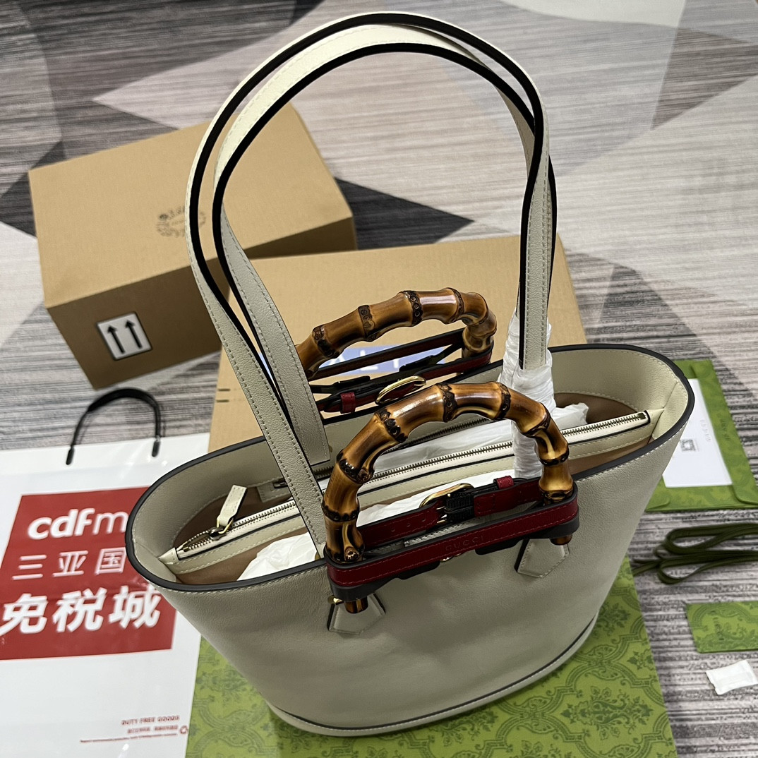 GUCCI DIANA MEDIUM TOTE BAG White 31W x 27H x 15D CM