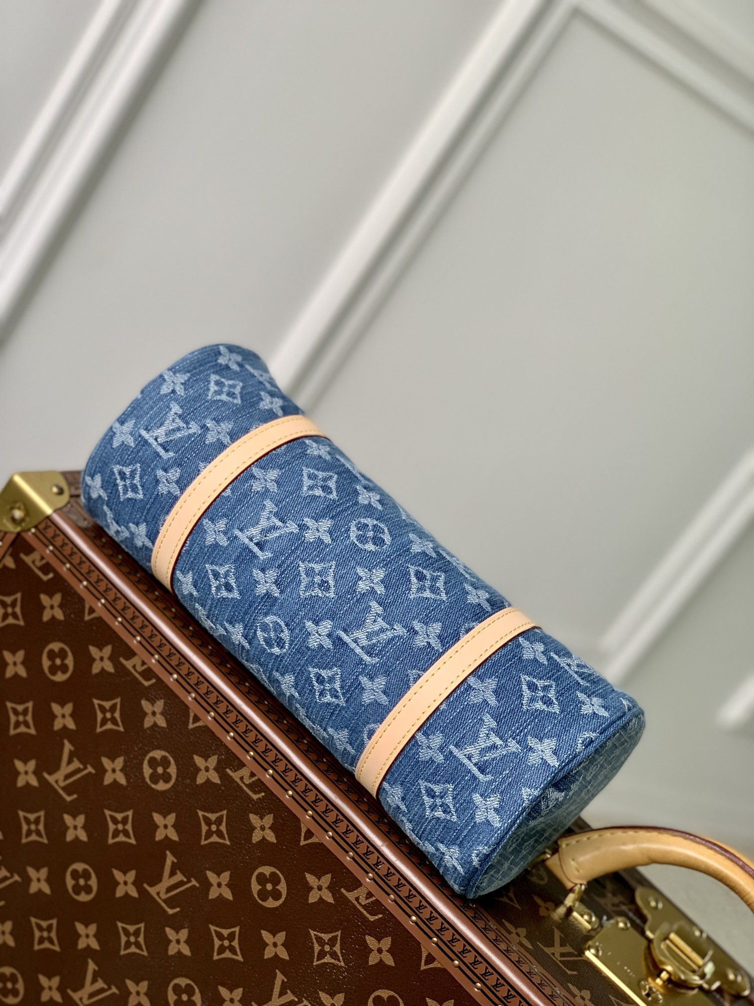 LOUIS VUITTON M46830 Papillon 10.6 x 4.3 x 5.1 inches