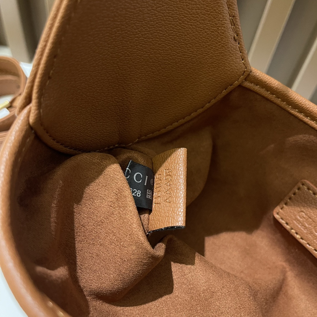 GUCCI APHRODITE SHOULDER BAG BROWN 27 X 13.5 X 2 cm