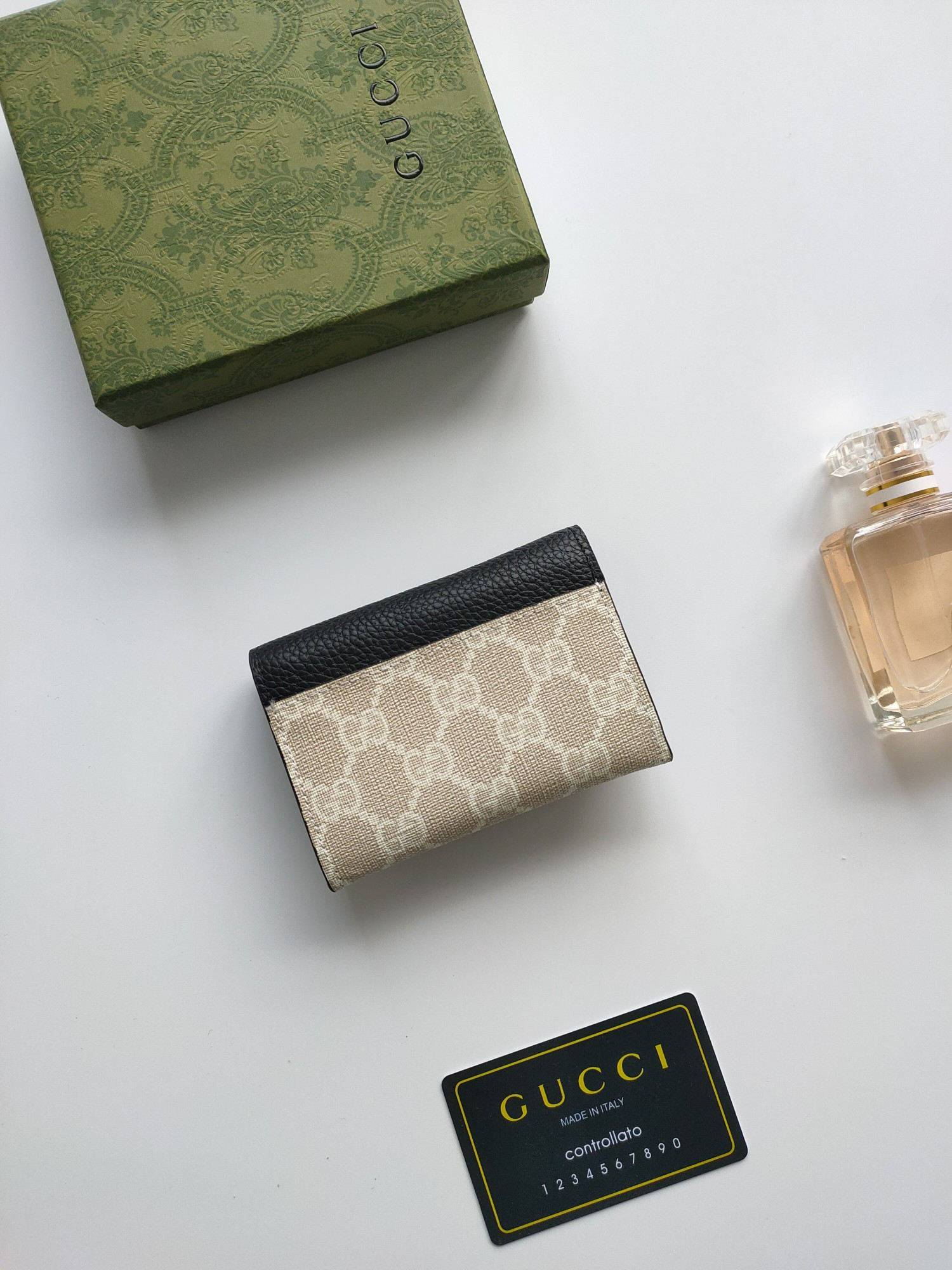 Gucci GG  CARD CASE WALLET