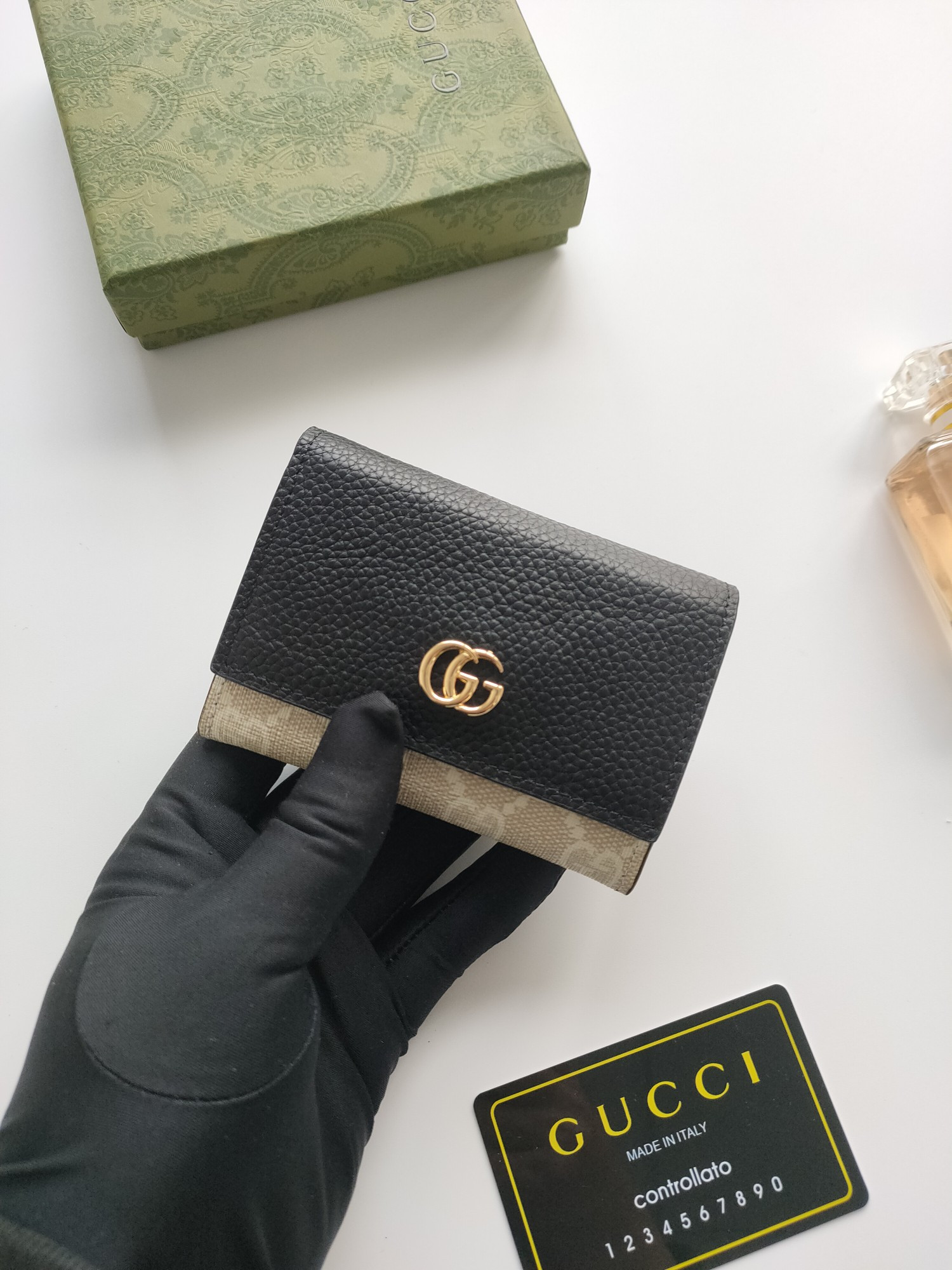 Gucci GG  CARD CASE WALLET