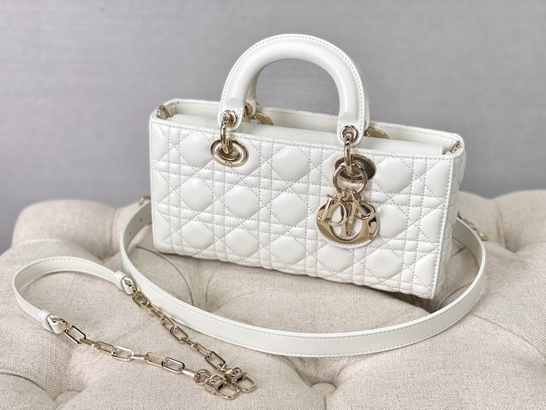 Dior Lady D-Joy bag medium White 26 x 13.5 x 5 cm